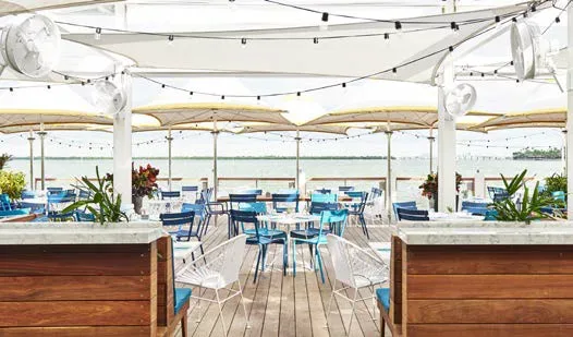 Restaurantul Lido & Bayside Grill - vedere catre apa